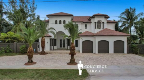 5000 Square Ft Beautiful Mansion w 6br Hot Tub Playground Movie Theater & Game Room
